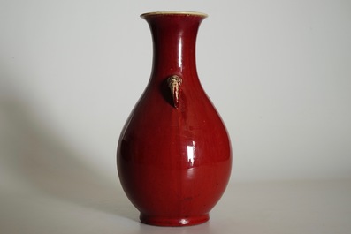 A Chinese monochrome sang-de-boeuf-glazed yuhuchunping vase, 18/19th C.